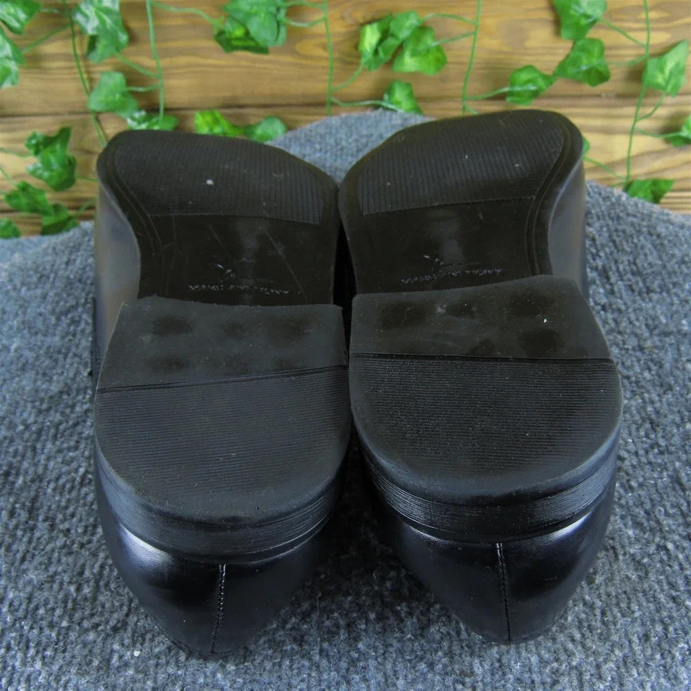 Marc Anthony Men's  Loafer Black Leather Size 12‎ Medium Gently Used 2025